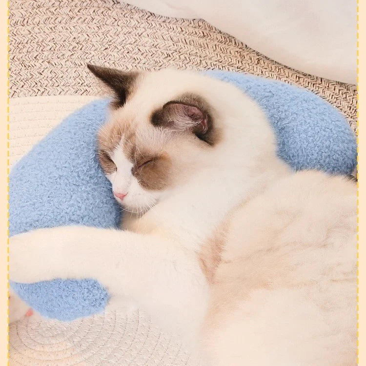Pet Home Products Small Pillow Soft Cat and Dog Universal Pillow Creative Crescent Shaped Cervical Protection Pet Products
