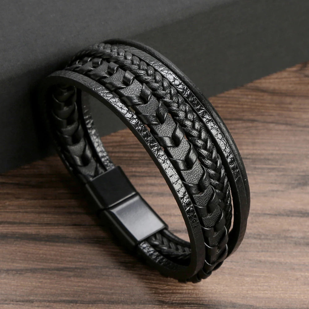 Men Bracelets Vintage Multilayer Leather Braid Bracelets Bangles Handmade Magnetic Buckle Rope Wrap Bracelets Male Gift