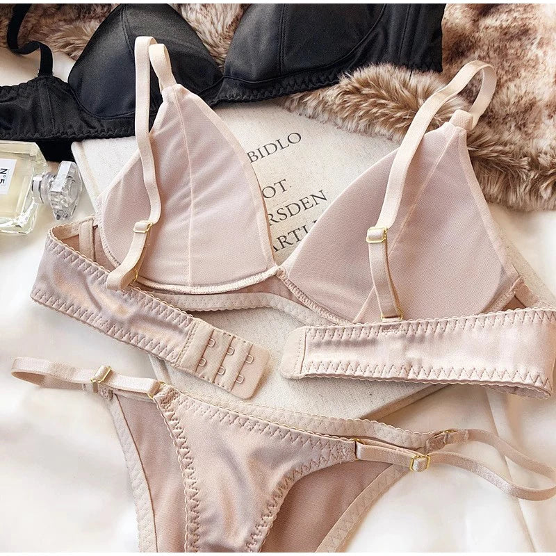 Women Sexy Underwear Triangular Cup Bra Set Small Chest Top Support Bra Comfortable Push Up Bra Breathable Seamless Underwear