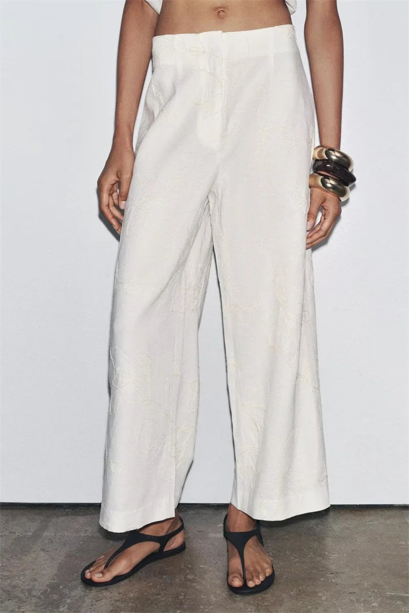 Women's suit New Summer 2025 White Camisole Wide-leg Pants Set Embroidered Trim Sexy Casual Personality Fashion