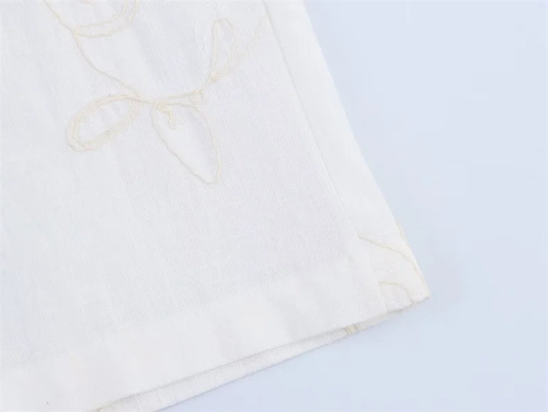 Women's suit New Summer 2025 White Camisole Wide-leg Pants Set Embroidered Trim Sexy Casual Personality Fashion