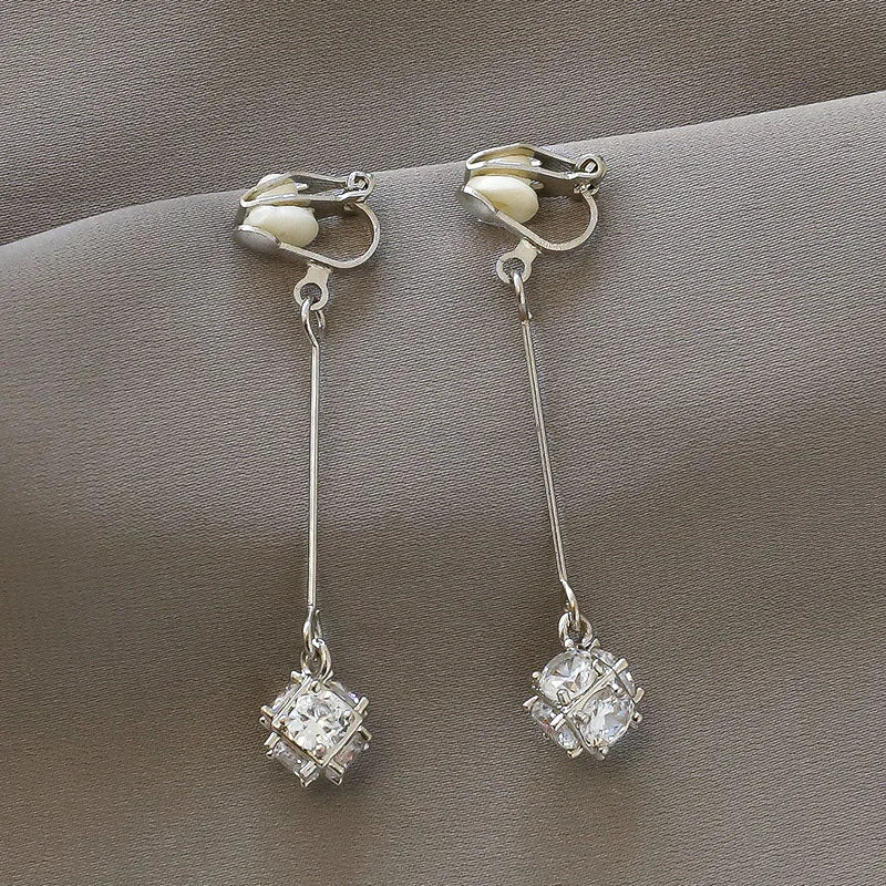 Korean Style Clip on Earrings No Pierced Earrings Women's Party Birthday Fashion Flower Heart Cute Cuff Earrings Ear Clip Gift