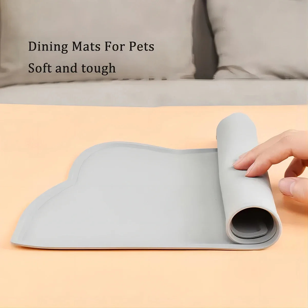 Pet silicone food mat waterproof, anti-slip, dirty, washable and easy to clean, universal tableware mat for cats and dogs.