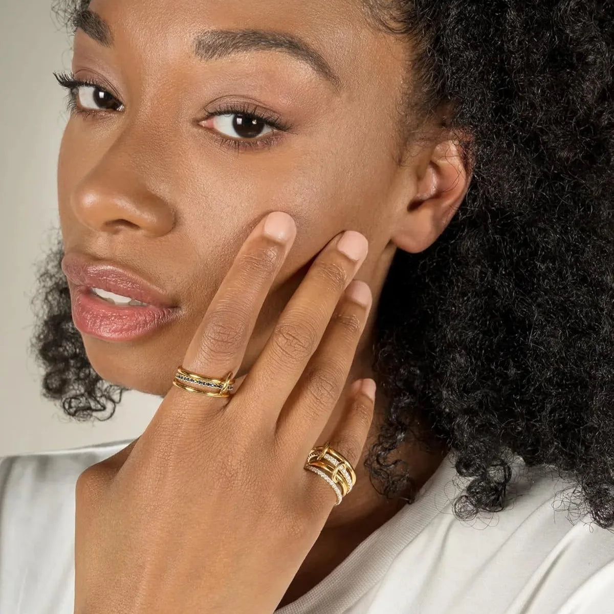 A Four-Ring Interlocking Ring With A Personalized Design Ins Style Suitable For Daily Wear And A Birthday Gift For Friends