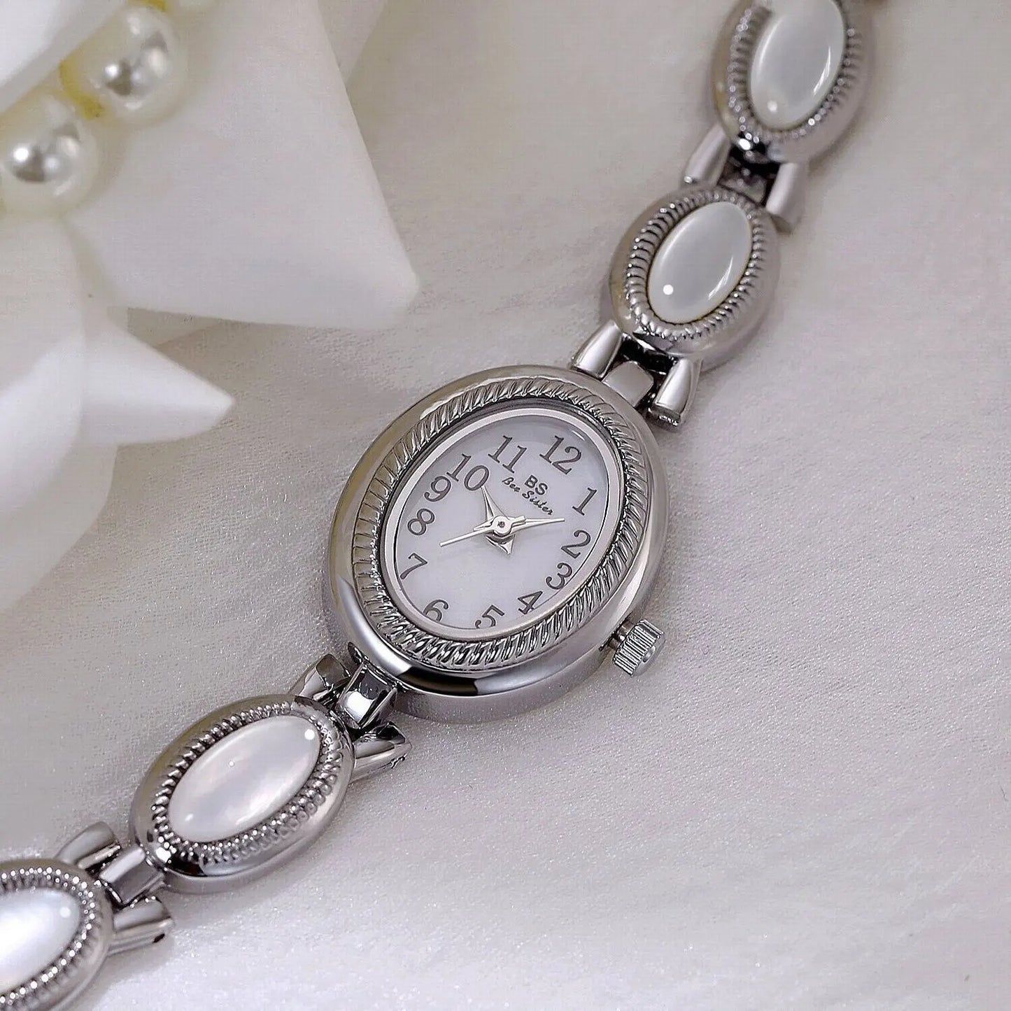 2025 New Women Wrist Watches Luxury Brand Elegant Fashion Ladies Wrist Watches For Female Clock Oval High Quality Gift Dropship