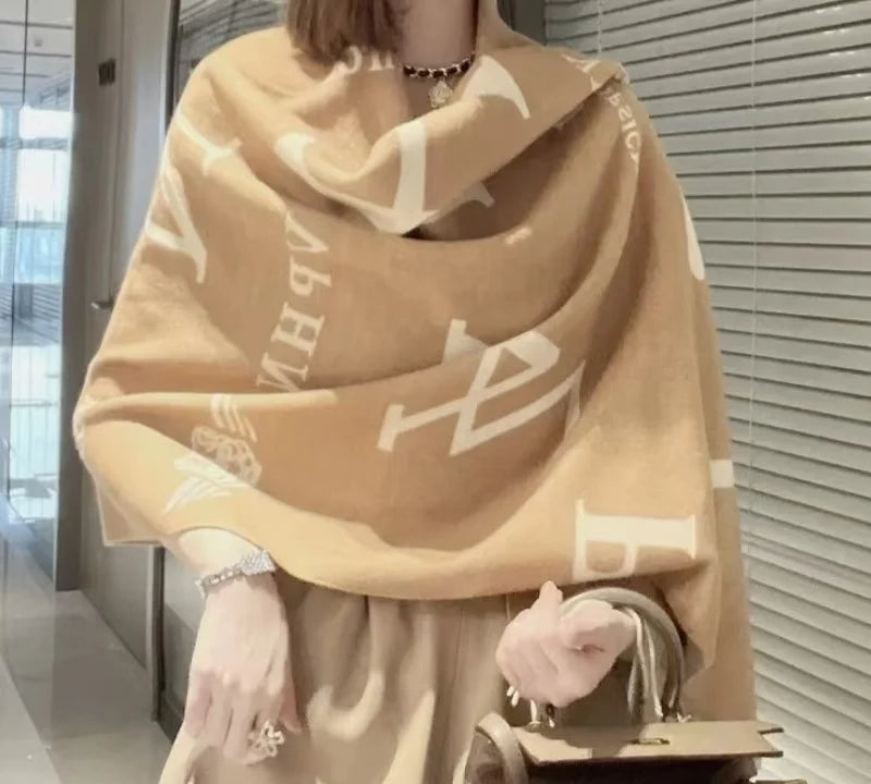 Large-sized elegant coat, women's coat with alphabet print, fringed batwing sleeves, open front, shawl style