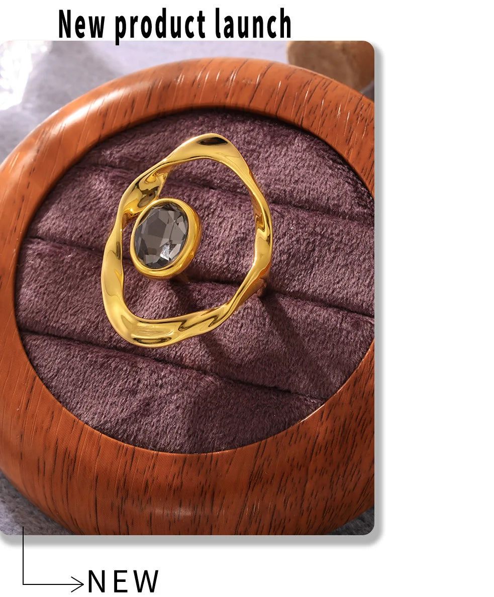 Irregular Twist Geometric Hyperbole Ring With Large Rhinestone For Women 18k Gold Plated Waterproof Women's Aesthetic Rings