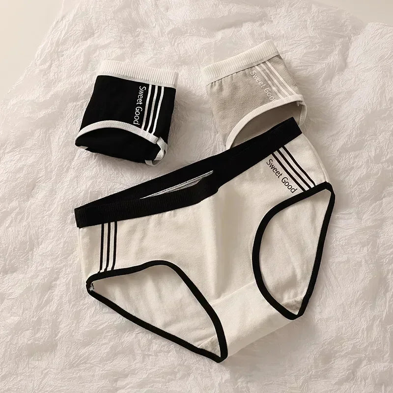 Women Underwear Cotton Crotch Mid Waist Traceless Sexy Panties Japanese Sports Style Girls Breathable Underpants Simple Lingerie