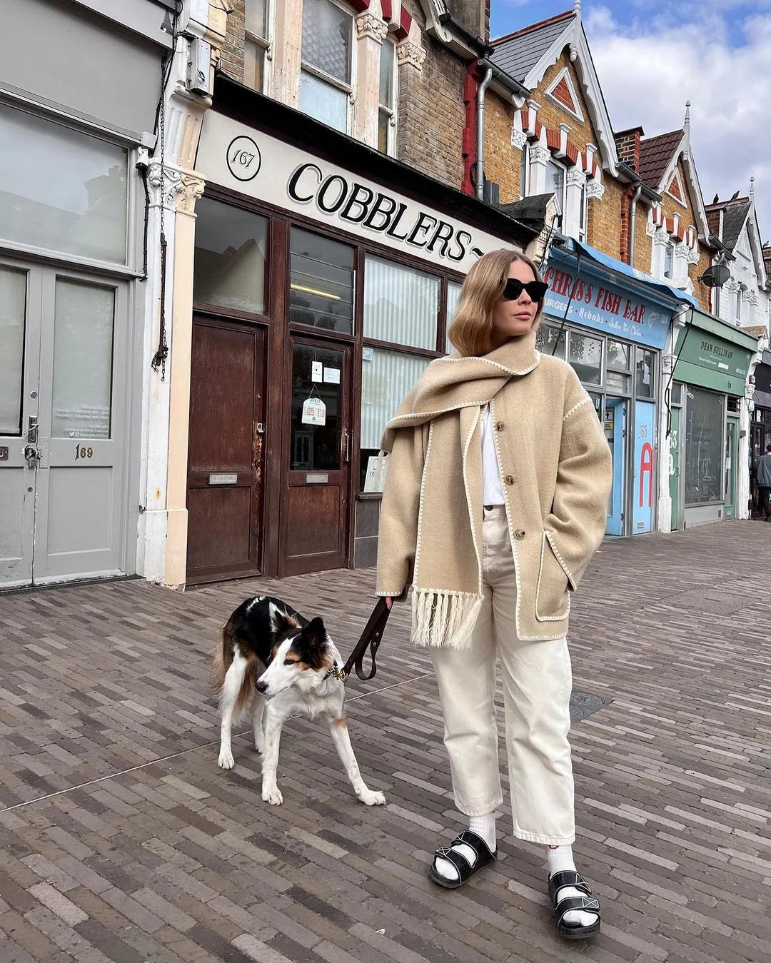 Women's fashion woolen coat for autumn/Winter 2024