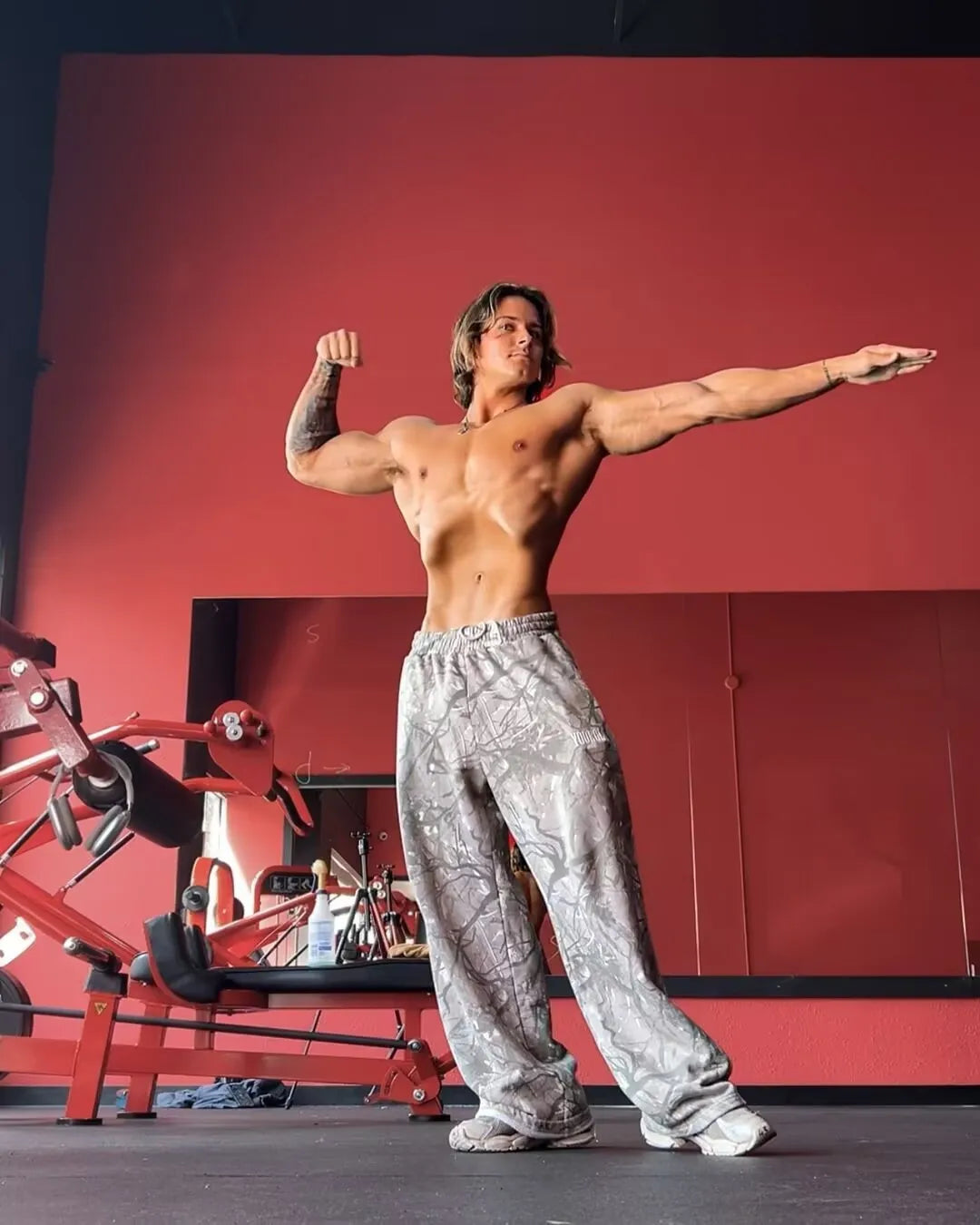 Men's pants New style Spring American digital camouflage print sports fitness Trousers loose and versatile wide-leg pants Man