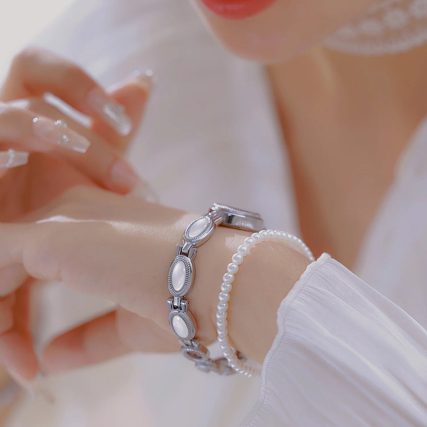 2025 New Women Wrist Watches Luxury Brand Elegant Fashion Ladies Wrist Watches For Female Clock Oval High Quality Gift Dropship