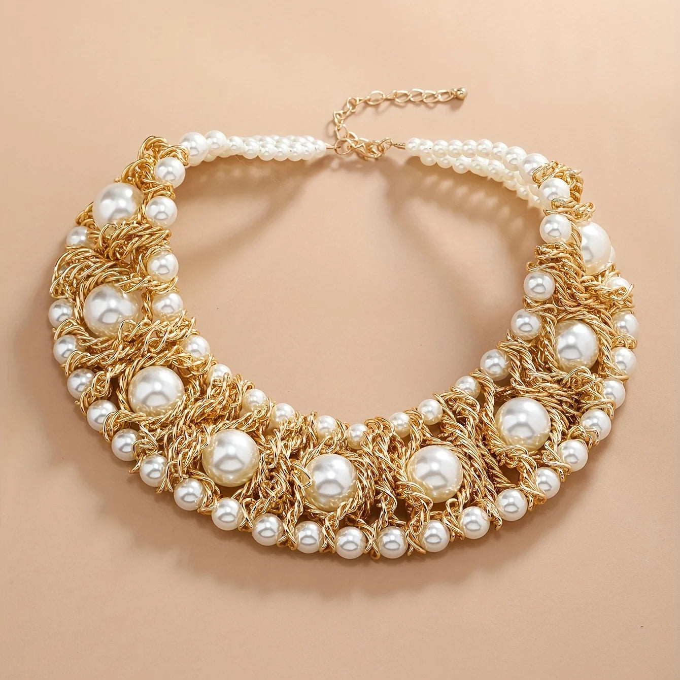 Women's exaggerated woven necklace, Bohemian wind, suitable for daily holiday gifts to girlfriends and wives