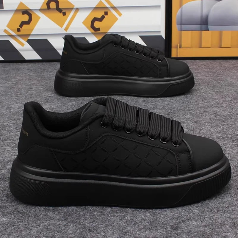 2025 new men's shoes spring and autumn flat-soled casual leather shoes sports shoes black and white men's thick-soled breathable