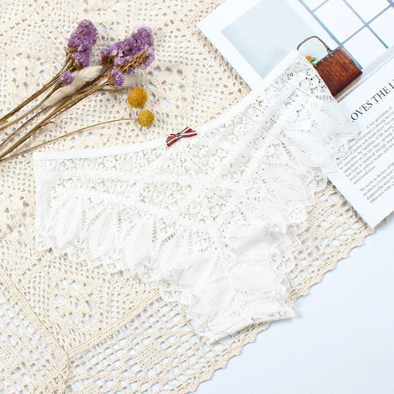 Sexy Panties For Women Low Waist Underwear Transparent Lace Briefs Breathable Soft Lingerie Female Underpants Sexy Woman's Panty